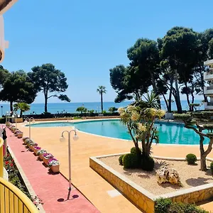 https://apartamento-vistas-al-mar-con-acceso-directo-a-la-playa.catalonia-hotels.com