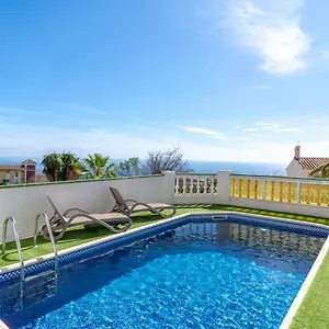 https://villa-kenny-private-pool-casasol.hotelsinnerja.org
